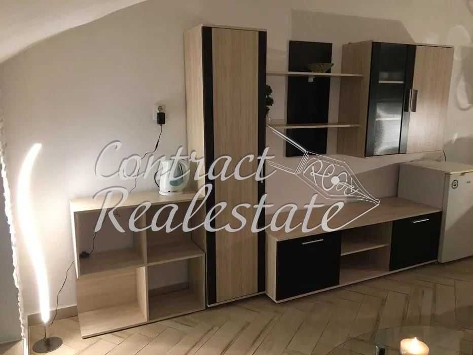 Дава се под наем Едностаен апартамент в Варна, Общината - 23 кв.м за 219.3 € - Снимка #1