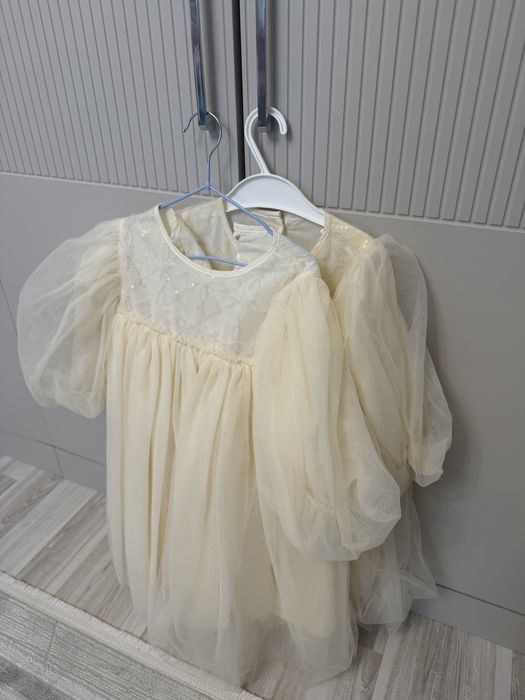 Продам детские платья (4–6 лет)