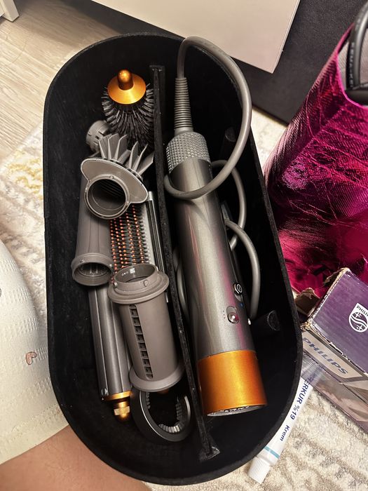 Дайсон.Оригинал.Документ и коробка есть