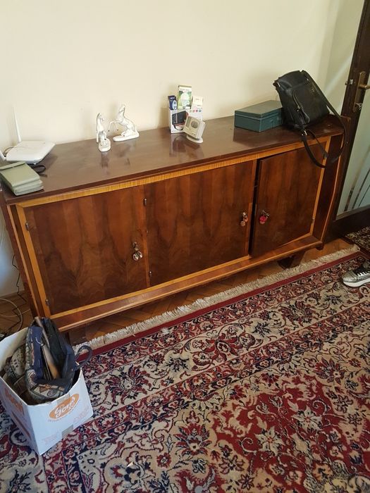 Mobilier, mai vechi, mai nou, stare buna si foarte buna