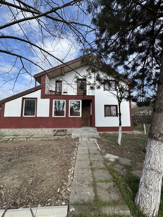Proprietate cu 4.044 mp teren | Casa + anexe | 40–50 min Bucuresti | Dragoesti | Ialomita