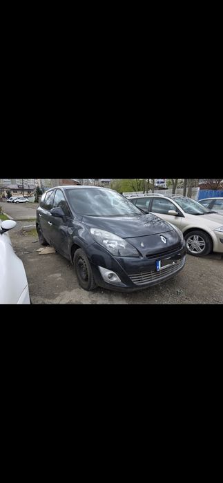 RENAULT Scenic 2011 — imagine 2