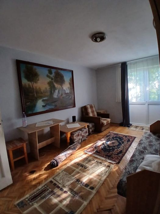 Garsoniera de închiriat în Cugir
