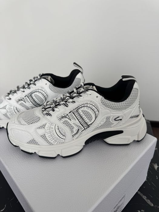 Dior Chrono Sneakers