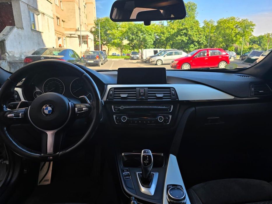 BMW 320d xDrive Touring