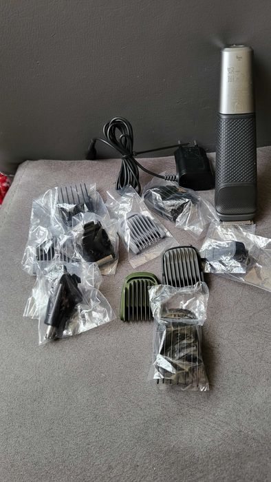 PHILIPS Masina de tuns 11 in 1   MG5730 ca noua seria 5000