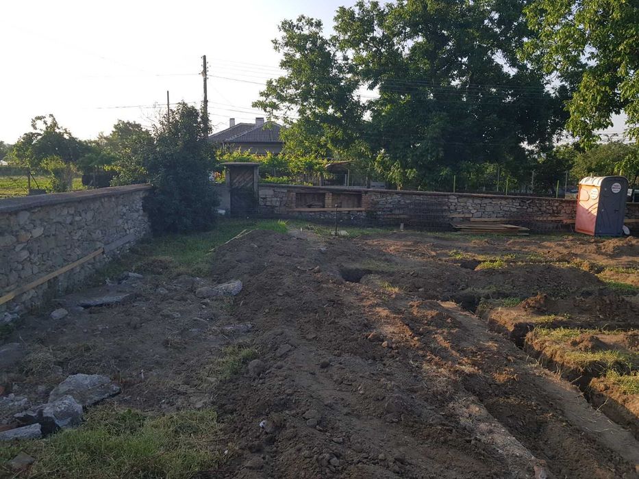 Изграждане на фундаменти за сглобяеми къщи