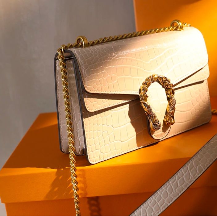 Продаю сумку караганда