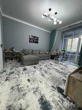 Мирабад. ЦУМ продается квартира 3/2/3, высакопотолочка. 70 м2