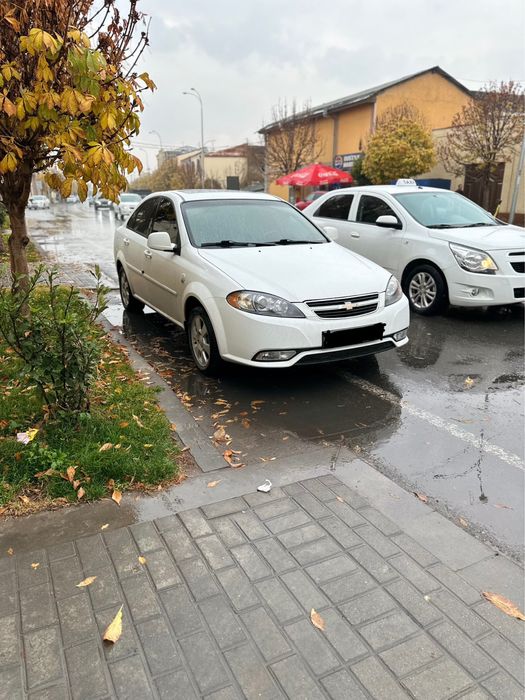 Gentra Elegant Plus A/T