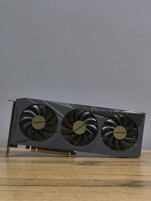 Gigabyte RTX 3070 8g есть количество