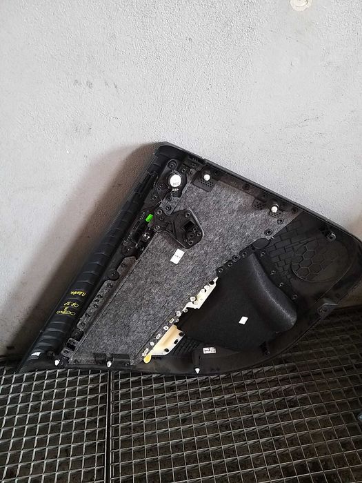 Fata tapiterie usa dreapta spate skoda octavia 3 break 5e5867212