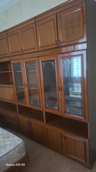Мебель из дома, кровать, столы, сервант, шифоньеры, комод
