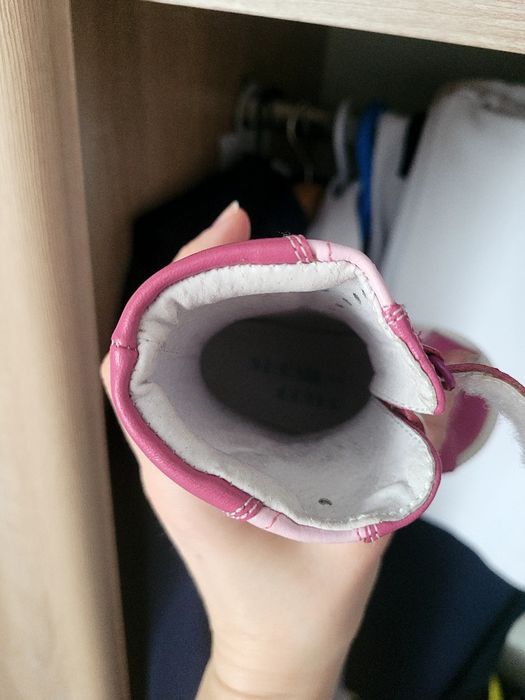 Продам ортопедическую обувь для девочки,