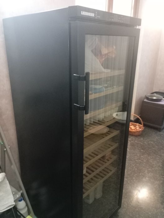 Холодильник для вина