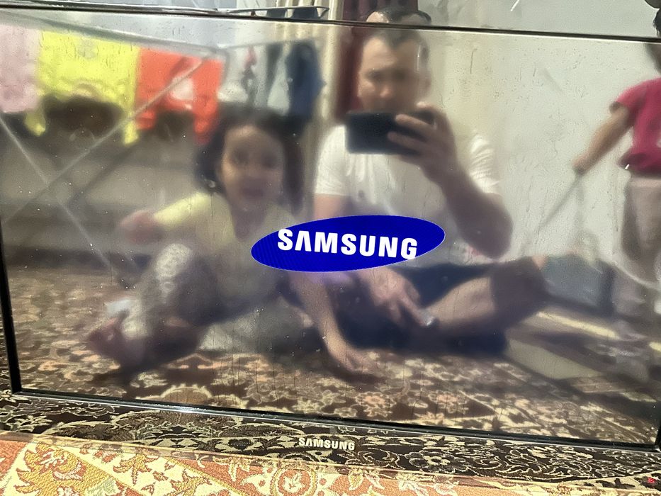 Сроно продам Самсунг телевизор