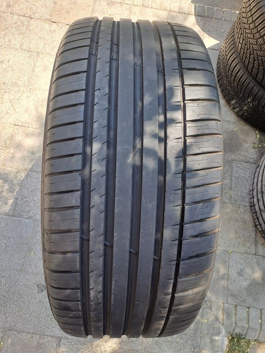285/50/R20 Michelin