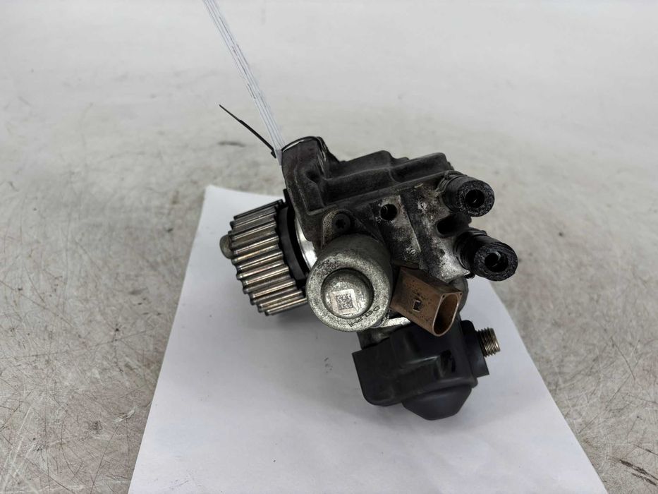 Pompa injectie Volkswagen Polo 9r an 2011 cod motor cfw