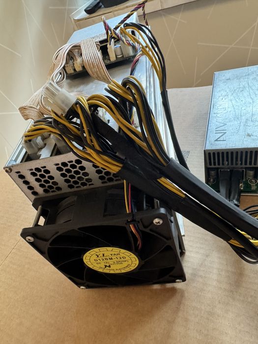Miner Asic Bitmain L3+