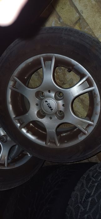 Джанти с гуми  4х100