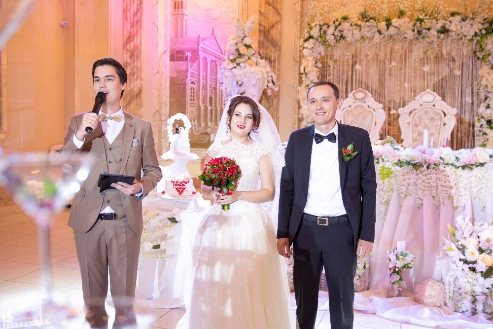 Ведущий на Ваш праздник!