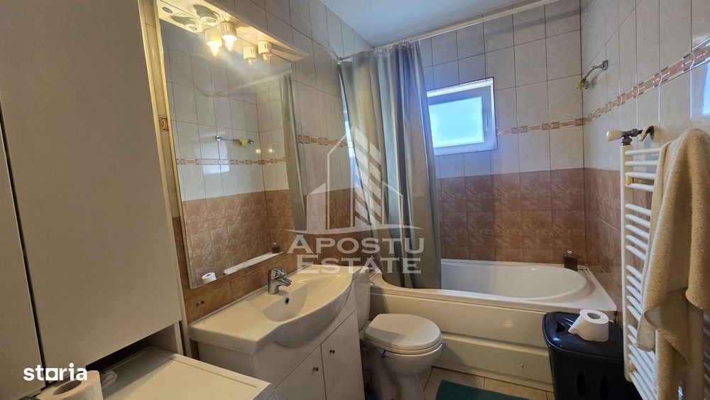 Apartament de vanzare cu 3 camere, bloc nou, centrala proprie,Aradului