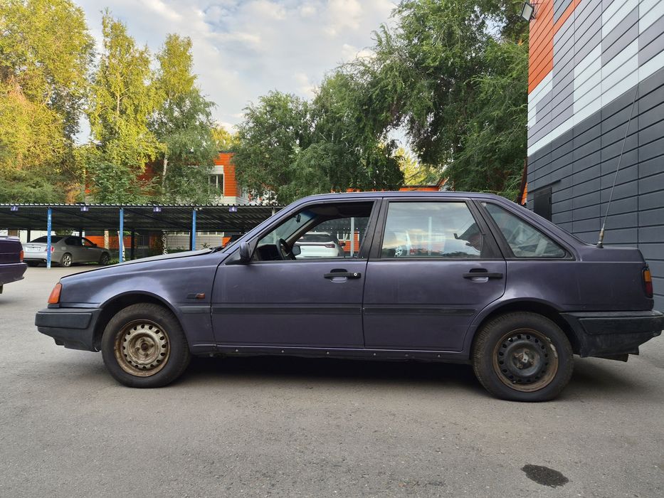 Автомобиль Volvo 440