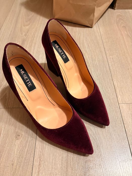 Tocuri din catifea Musette 38 – elegante & rafinate