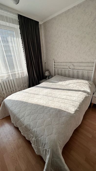 Кровать с матрасом 150х200