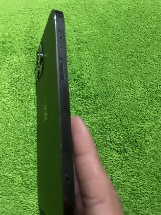 Iphone 12 pro в хорошем состояние