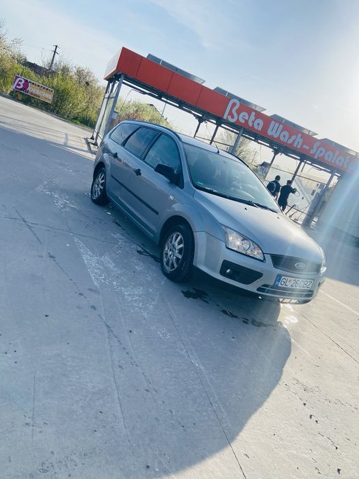 Ford focus mk2 , break , 1.6 benzina