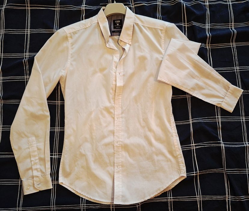 Чисто нова бяла мъжка риза от NewYorker S слим