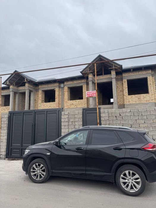 Срочно продается 2х этажный коттедж