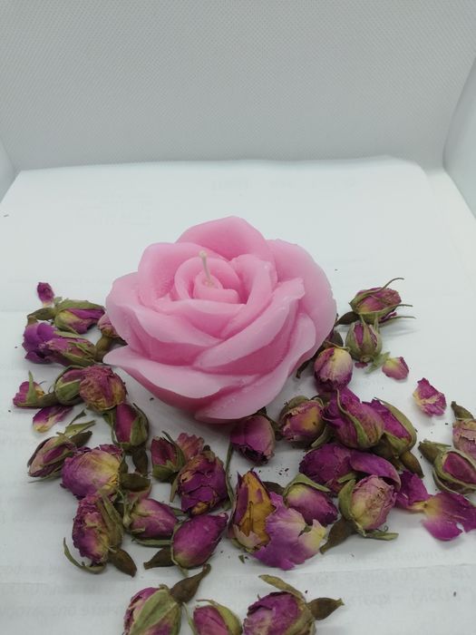 Ароматни свещи роза