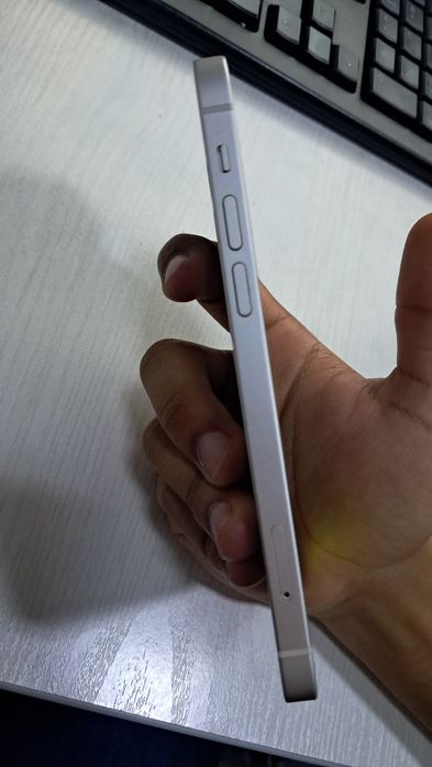 iphone 12 whitte