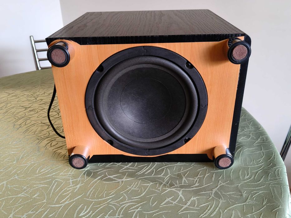 Активен субуфер Thunder THS-SUB008