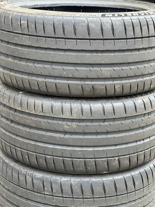 255 35 19 Michelin Pilot Sport4 Летни гуми дот 0525