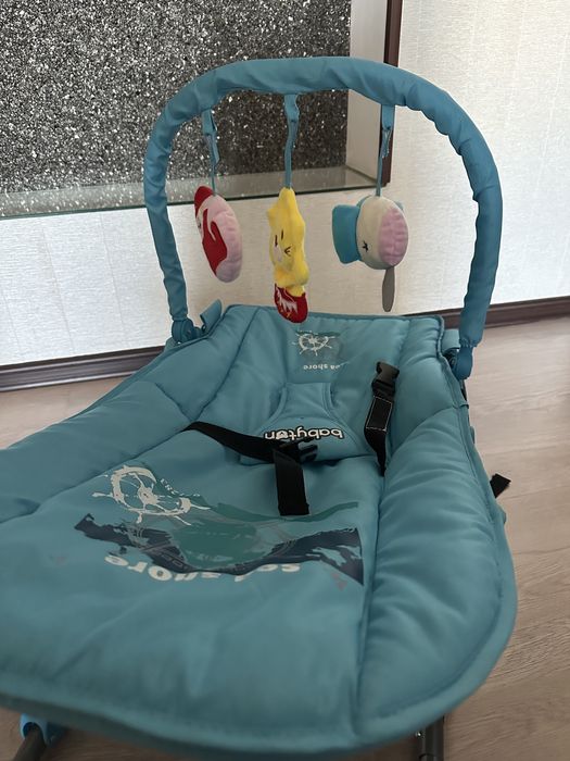 Шезлонг детский