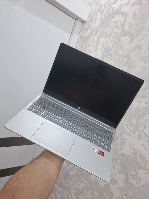 HP AMD Ryzen 8/256 GB Ideal Aybi yoq