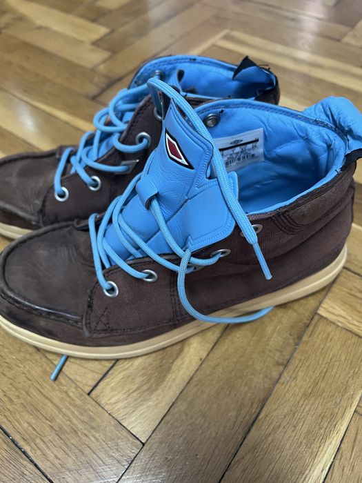 Ретро обувки Umbro