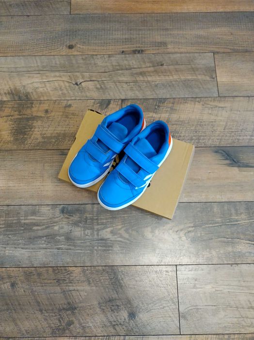 Маратонки Adidas 34 номер