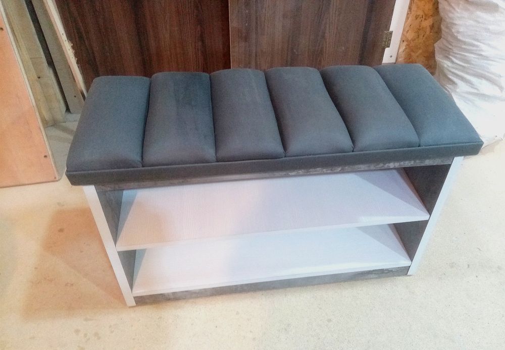 Продам новую обувницу!