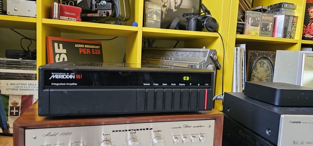 Amplificator Meridian 551
