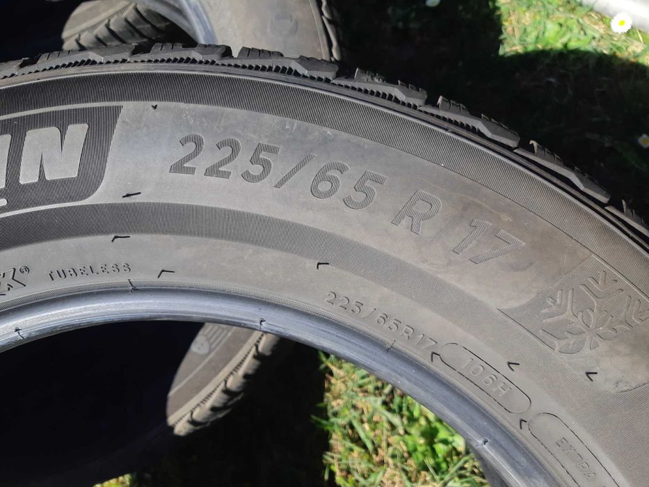 Мишелин 225/65/17 4 броя много добри гуми за 70 евро