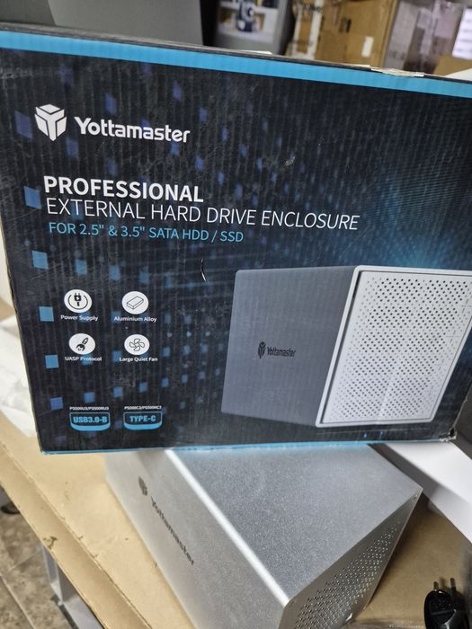 Кутия за твърд диск Yottamaster 5 Bay RAID , 5 x 16 TB 3.5/2.5