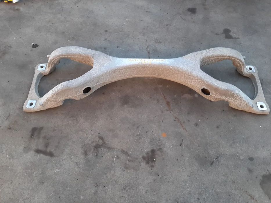 jug suport punte spate  3.0tdi cas  audi q7 4l  7l8512369