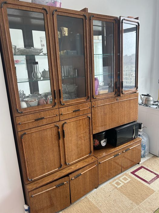 Шкаф советский коричневый