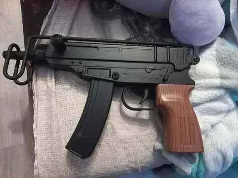 Пистолет-пулемет «Скорпион» (пластик, игрушка)