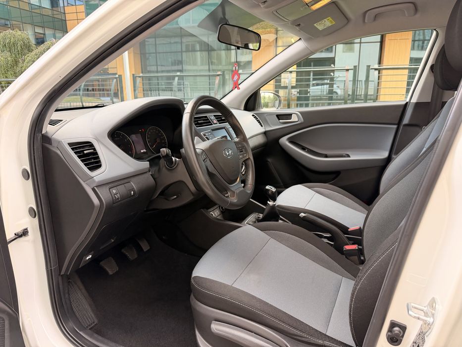 HYUNDAI i20 2019 — imagine 5