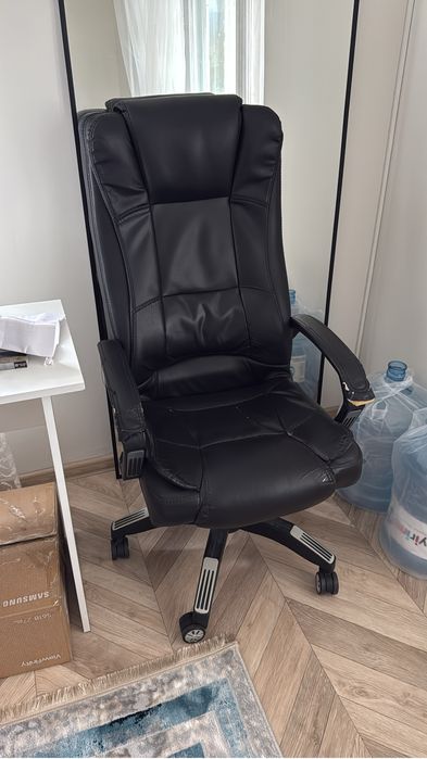 Черное кресло Б/У